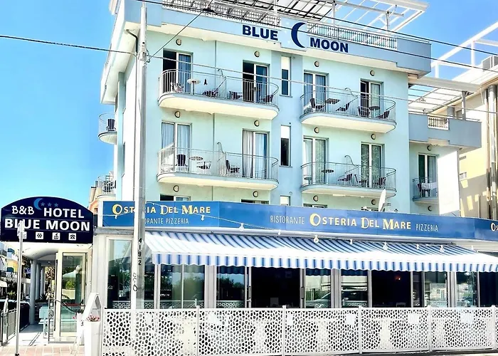 Hotel Blue Moon